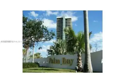 780 NE 69th St #1406, Miami: photo 1 of 22