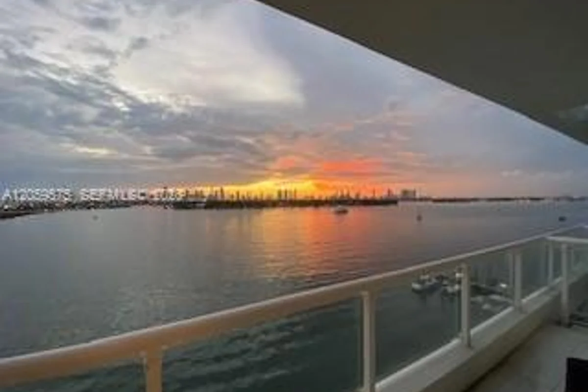 540 West Ave #713, Miami Beach: photo 1 of 7