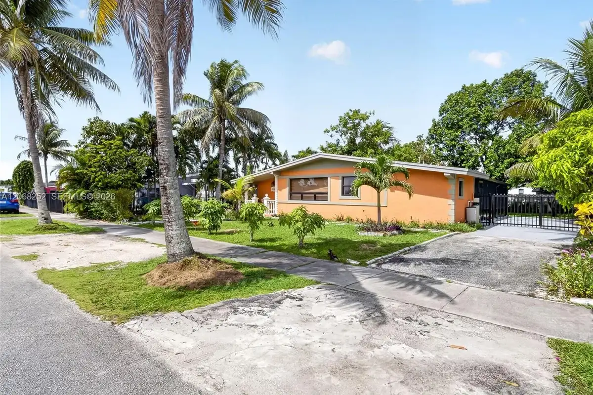 17350 NW 16th Ave, Miami Gardens: photo 1 of 49