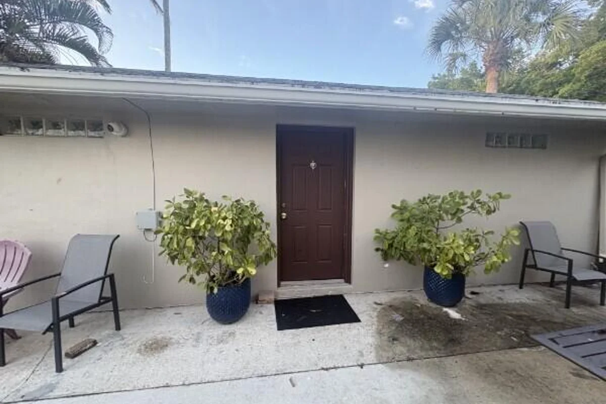 2855 Boston Ct, Lake Worth: photo 1 of 18