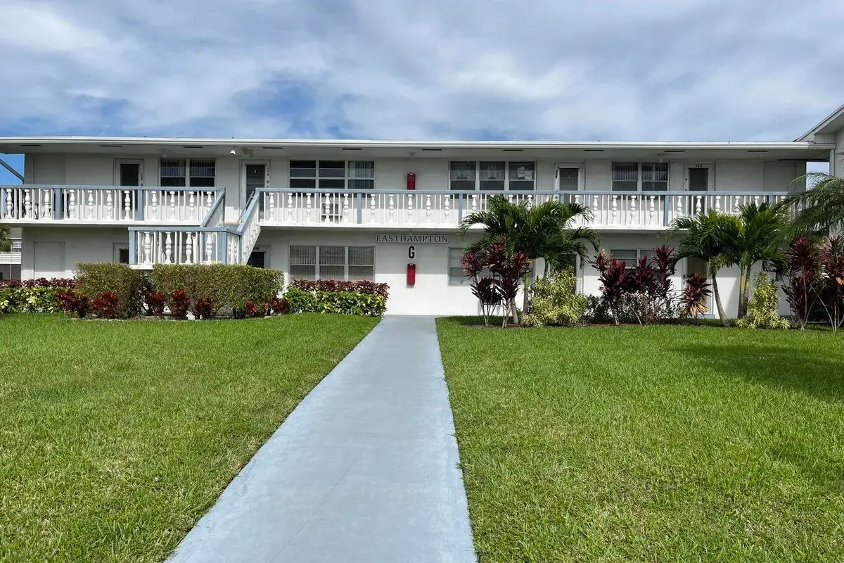 159 Easthampton G, West Palm Beach: photo 1 of 27