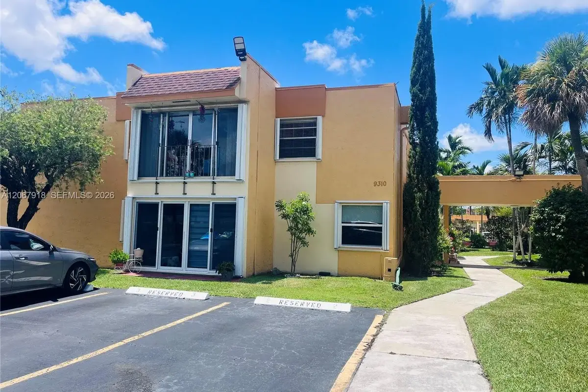 9310 W Flagler St #110A, Miami: photo 1 of 17