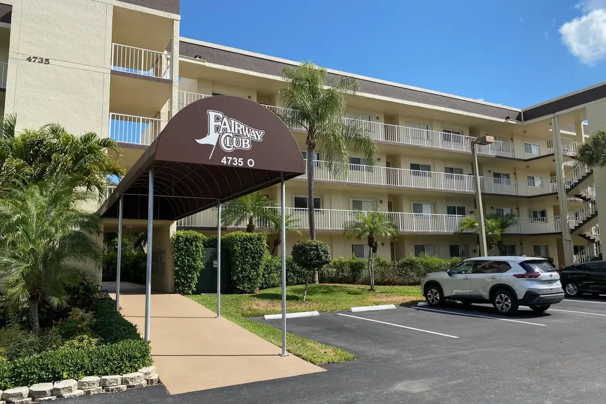 4735 Lucerne Lakes Blvd E #410, Lake Worth: photo 1 of 21
