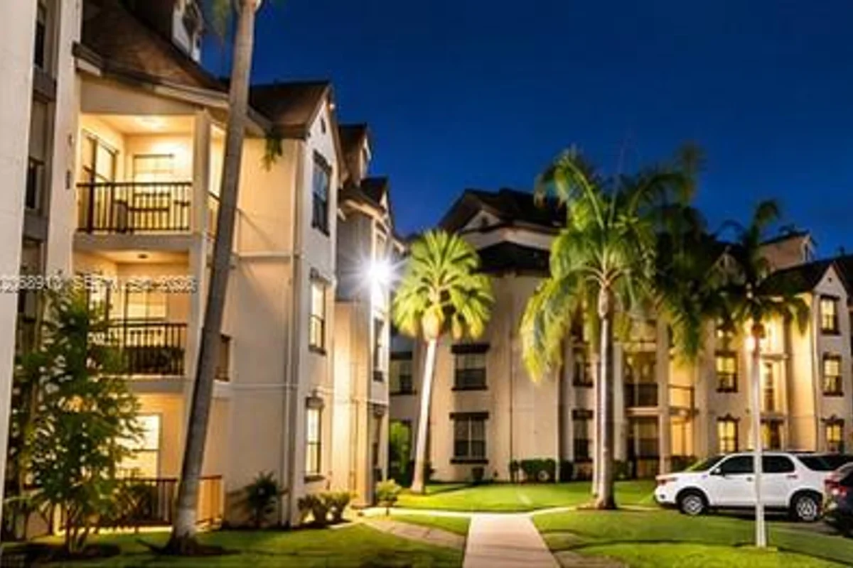 11225 W Atlantic Blvd #203, Coral Springs: photo 1 of 11