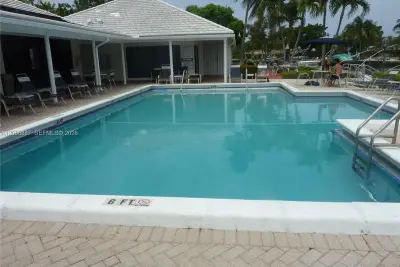 180 Cypress Club Dr #811, Pompano Beach: photo 1 of 37