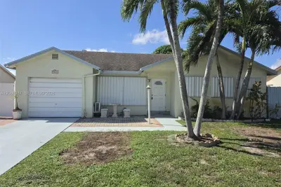 9165 SW 18th St #1, Boca Raton: photo 1 of 10