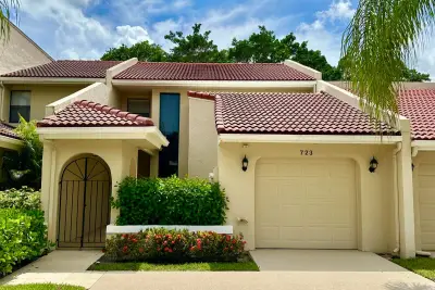 723 Windermere Way, Palm Beach Gardens: photo 1 of 23