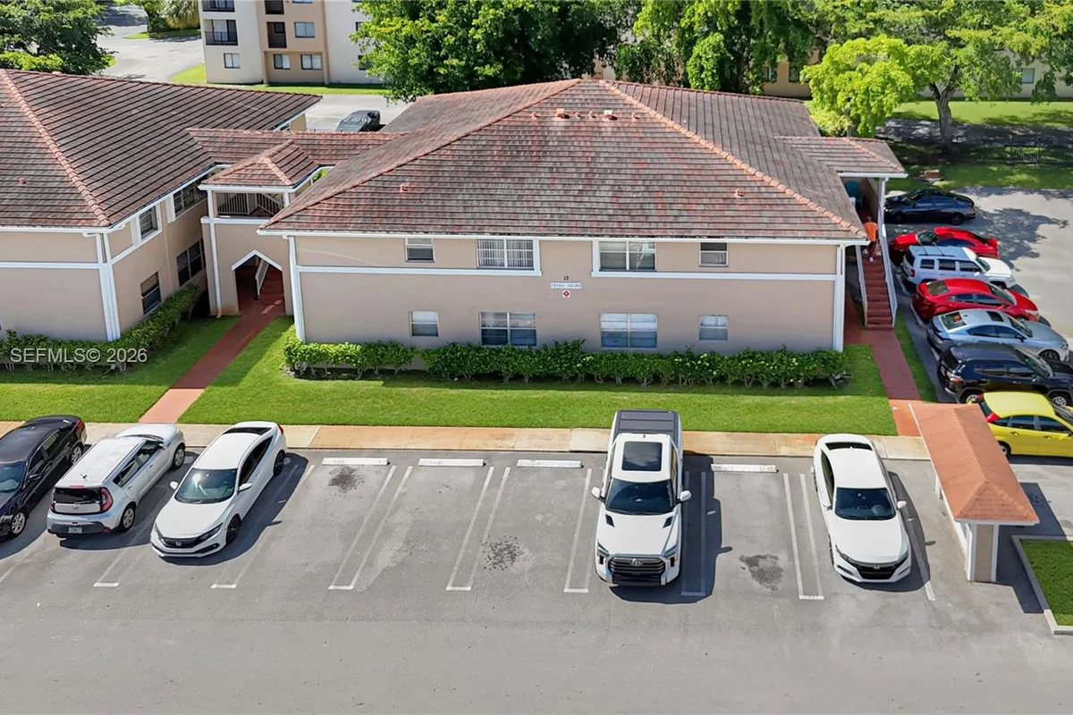 10168 Twin Lakes Dr #13-A, Coral Springs: photo 1 of 14