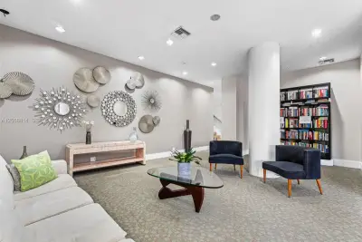 7441 Wayne Ave #3H, Miami Beach: photo 1 of 37