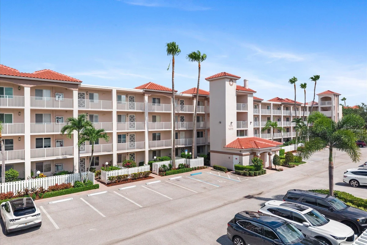 14111 Royal Vista Dr #405, Delray Beach: photo 1 of 72