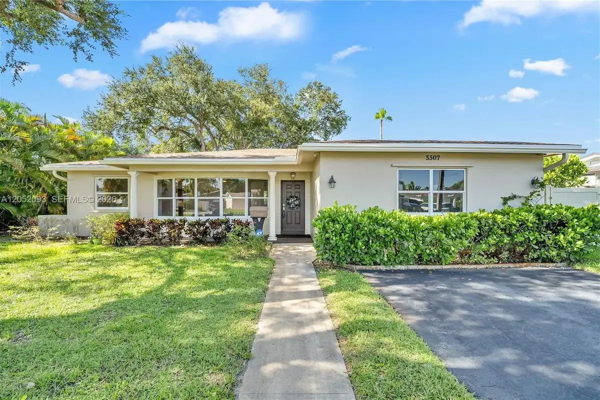 5507 Mckinley St, Hollywood: photo 1 of 62