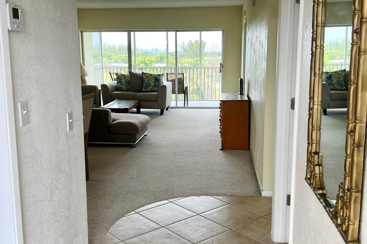 3000 N Palm Aire Dr #603, Pompano Beach: photo 1 of 32