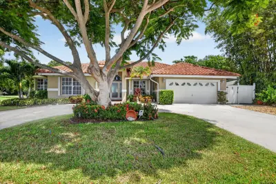 703 Avocet Rd, Delray Beach: photo 1 of 76