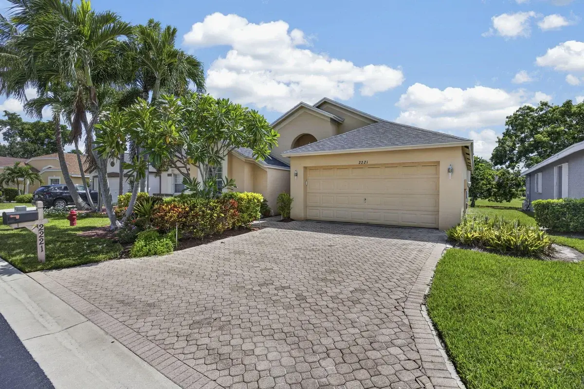 2221 Soundings Ct, West Palm Beach: photo 1 of 63