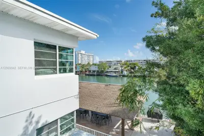 7207 Bay Dr #11, Miami Beach: photo 1 of 52