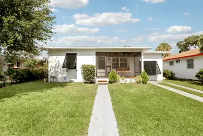917 N Ocean Breeze, Lake Worth Beach: photo 1 of 19