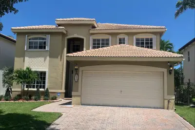 20901 SW 88th Ct, Cutler Bay: photo 1 of 51