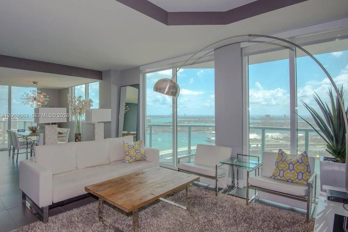 244 Biscayne Blvd #3902, Miami: photo 1 of 1