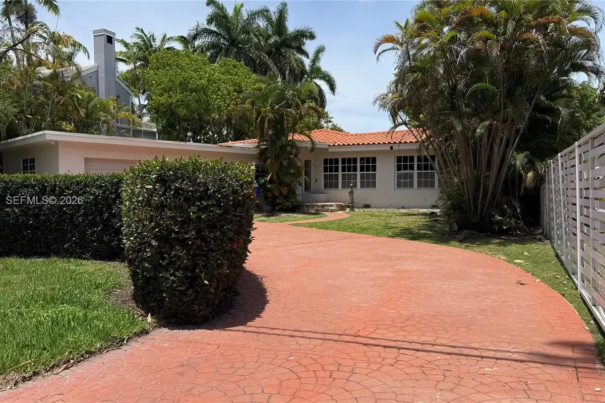 921 Belle Meade Island Dr, Miami: photo 1 of 10