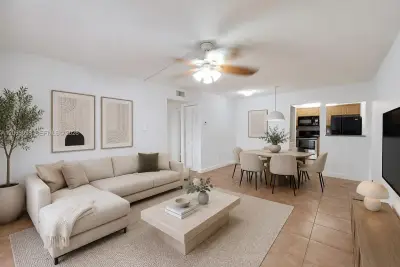 11120 Royal Palm Blvd #4-10, Coral Springs: photo 1 of 23