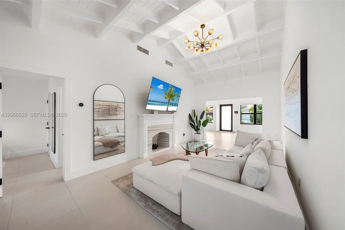 8844 Abbott Ave, Surfside: photo 1 of 44