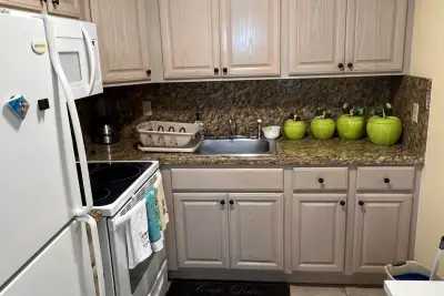 95 Coventry D, West Palm Beach: photo 1 of 26