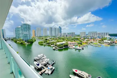 400 Sunny Isles Blvd #1221, Sunny Isles Beach: photo 1 of 52