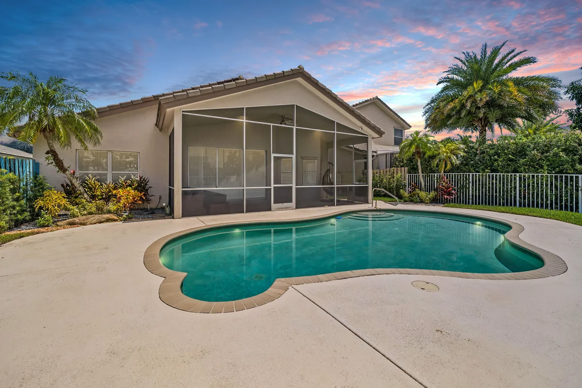 3526 Old Lighthouse Cir, Wellington: photo 1 of 50