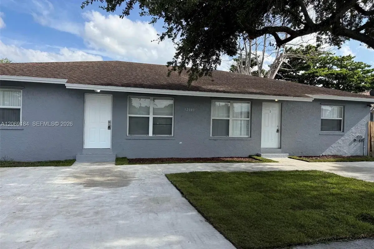 12040 SW 214th Ter #2, Miami: photo 1 of 14