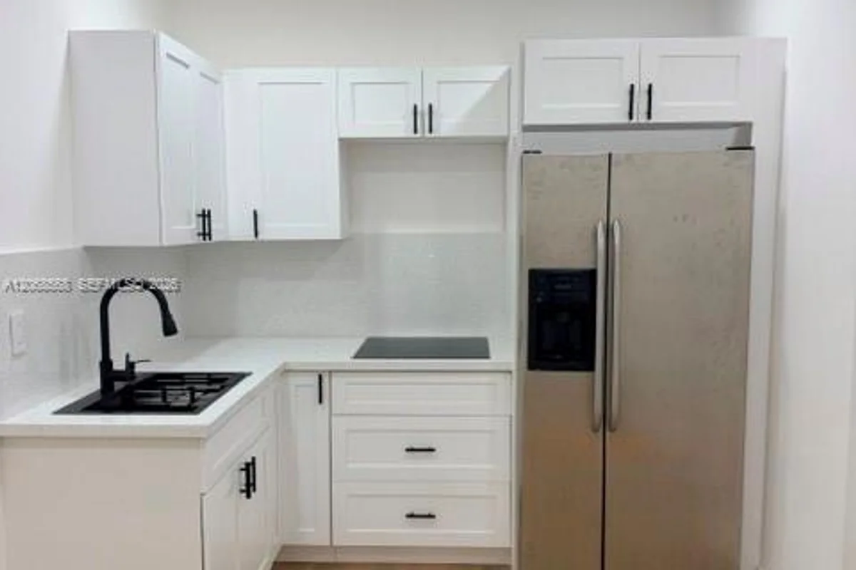 12400 SW 259th Ter, Homestead: photo 1 of 6