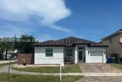28405 SW 130th Pl, Homestead: photo 1 of 14