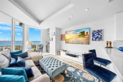 4779 Collins Ave #PH4306, Miami Beach: photo 1 of 19