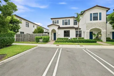 12957 SW 232nd Ln, Homestead: photo 1 of 28