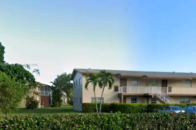 7400 NW 4th Pl #106, Margate: photo 1 of 2