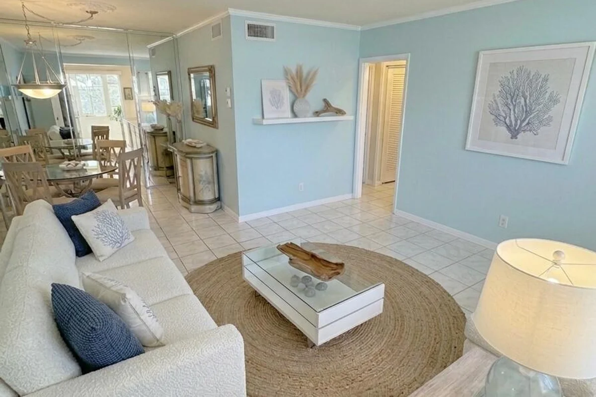 6 Abbey Ln #104, Delray Beach: photo 1 of 18