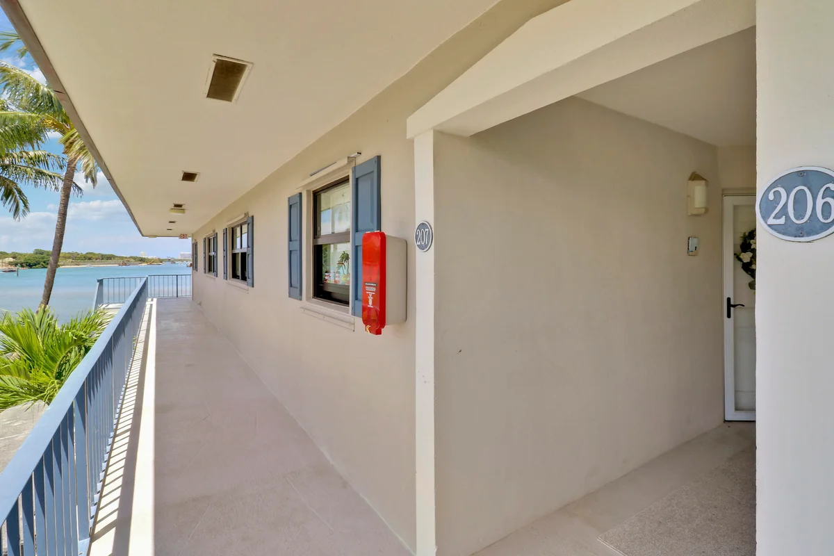 755 Saturn St #I206, Jupiter: photo 1 of 49