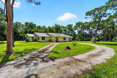16780 Haynie Ln, Jupiter: photo 1 of 43