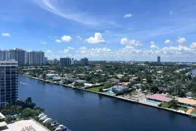 1965 S Ocean Dr #16p, Hallandale Beach: photo 1 of 9