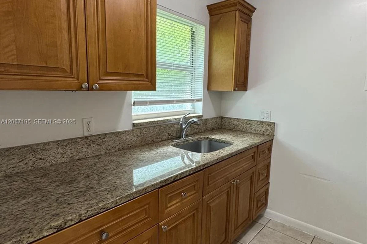 1746 N 3rd Ave N #2, Lake Worth: photo 1 of 14