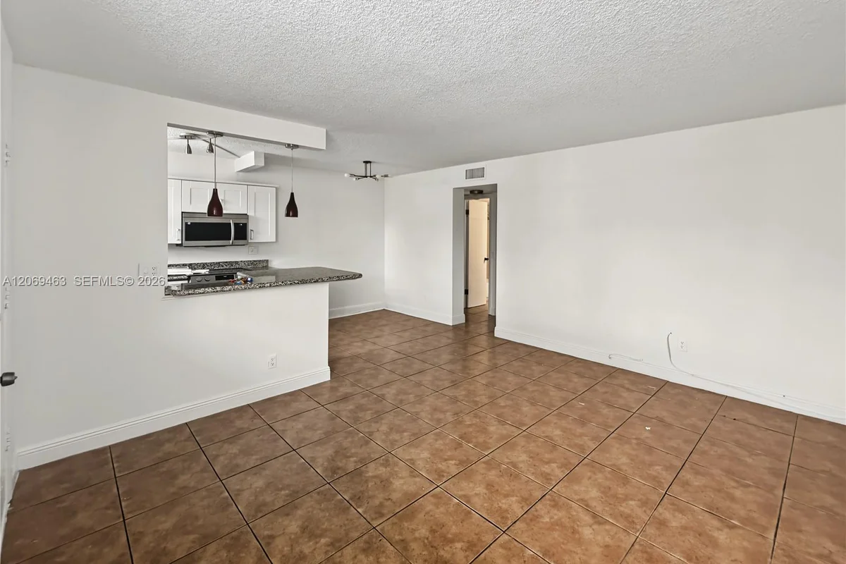 1801 S Treasure Dr #112, North Bay Village: photo 1 of 15