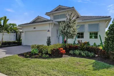 14076 Bastille St, Palm Beach Gardens: photo 1 of 60