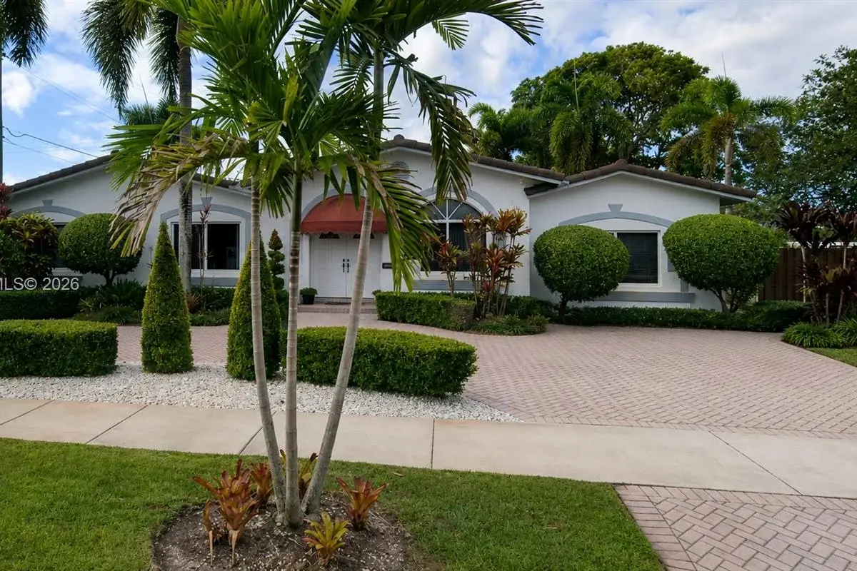 Home in Miami: photo 1 of 22