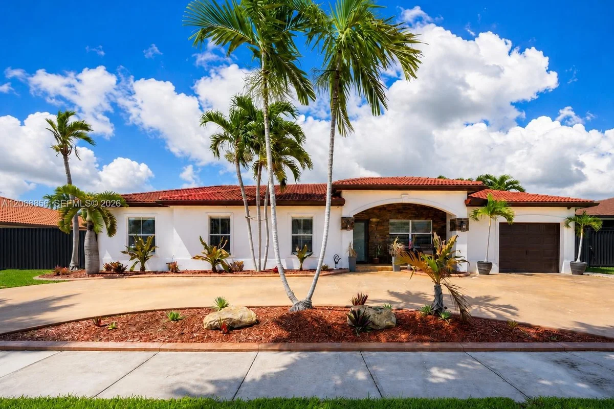 10210 SW 191st St, Cutler Bay: photo 1 of 71