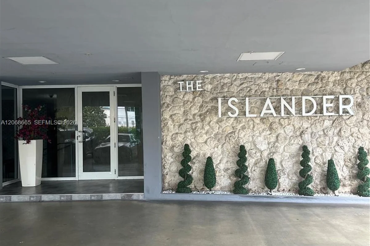 1255 Collins Ave #705, Miami Beach: photo 1 of 58