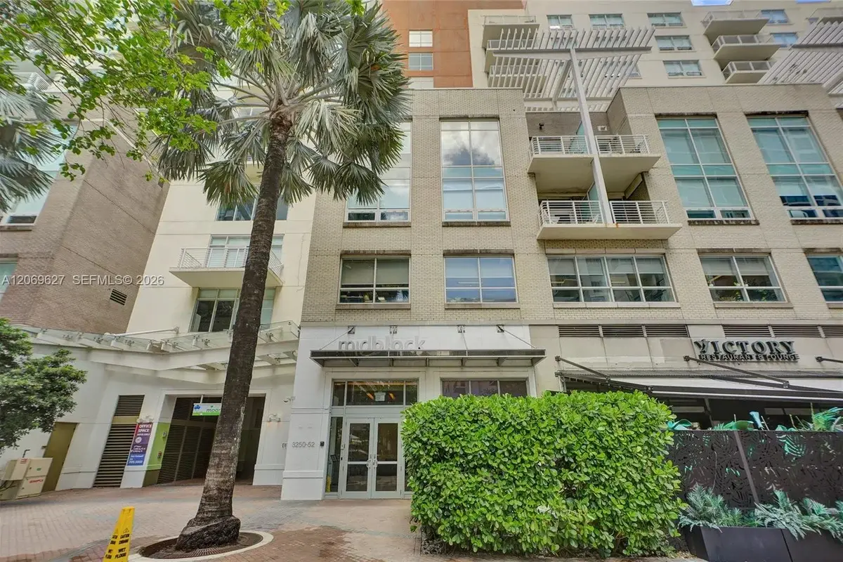 3250 NE 1st Ave #511, Miami: photo 1 of 53