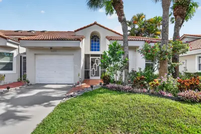 11135 Autoro Ct, Boca Raton: photo 1 of 37