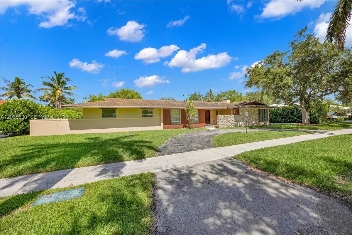 11800 SW 72nd Ave, Pinecrest: photo 1 of 41