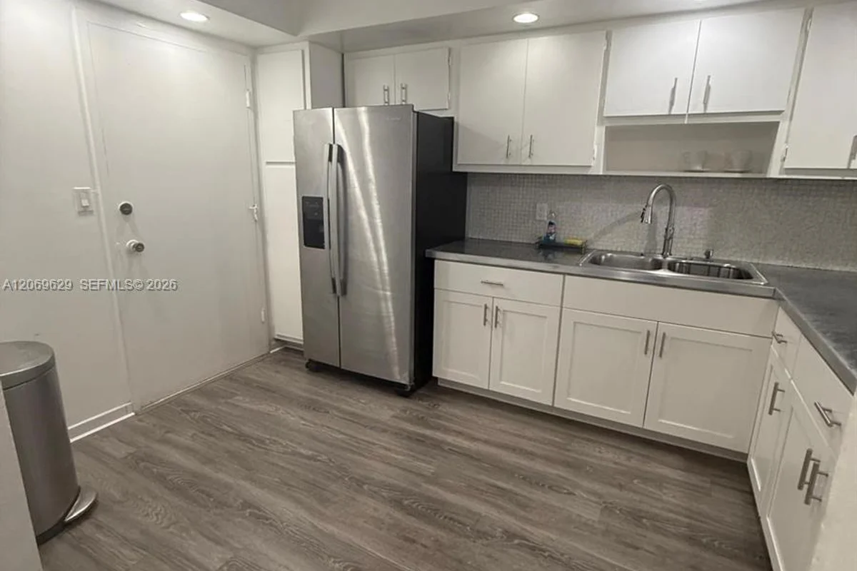 1351 NE Miami Gardens Dr #1113E, Miami: photo 1 of 19