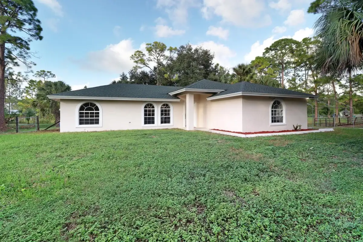 16441 87th Ln N, Loxahatchee: photo 1 of 40