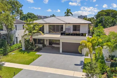 2506 NE 14th St, Fort Lauderdale: photo 1 of 73